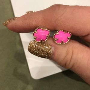 Kendra Scott pink earrings